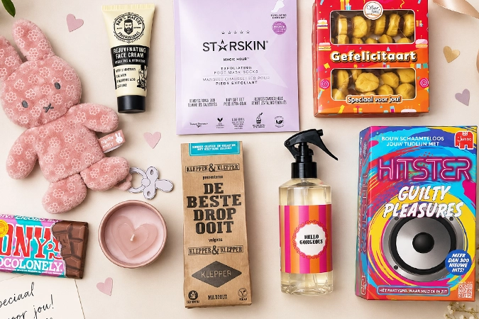 Cadeauzoeker om een passend cadeau te vinden