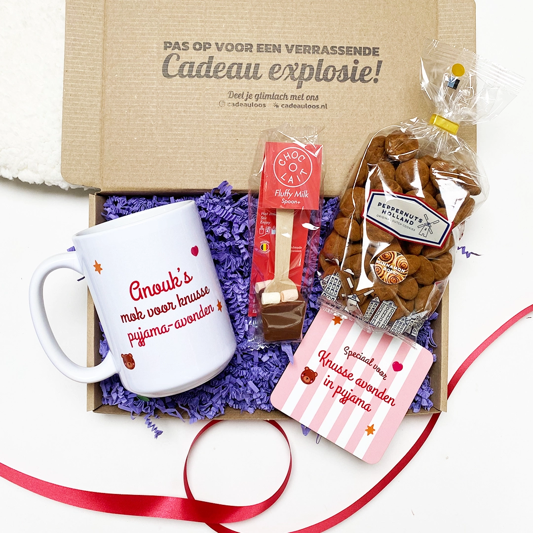 knusse pyjama avond cadeaubox 100x100.webp 100w knusse pyjama avond cadeaubox 100x100.webp 100w